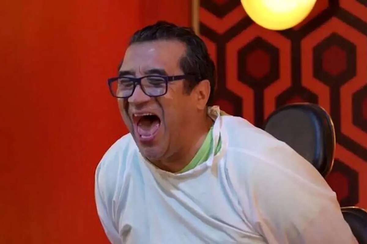 محرومیت 2 ماهه خداداد عزیزی به درد خودتان میخورد! محرومیت 2 ماهه خداداد عزیزی به درد خودتان میخورد!